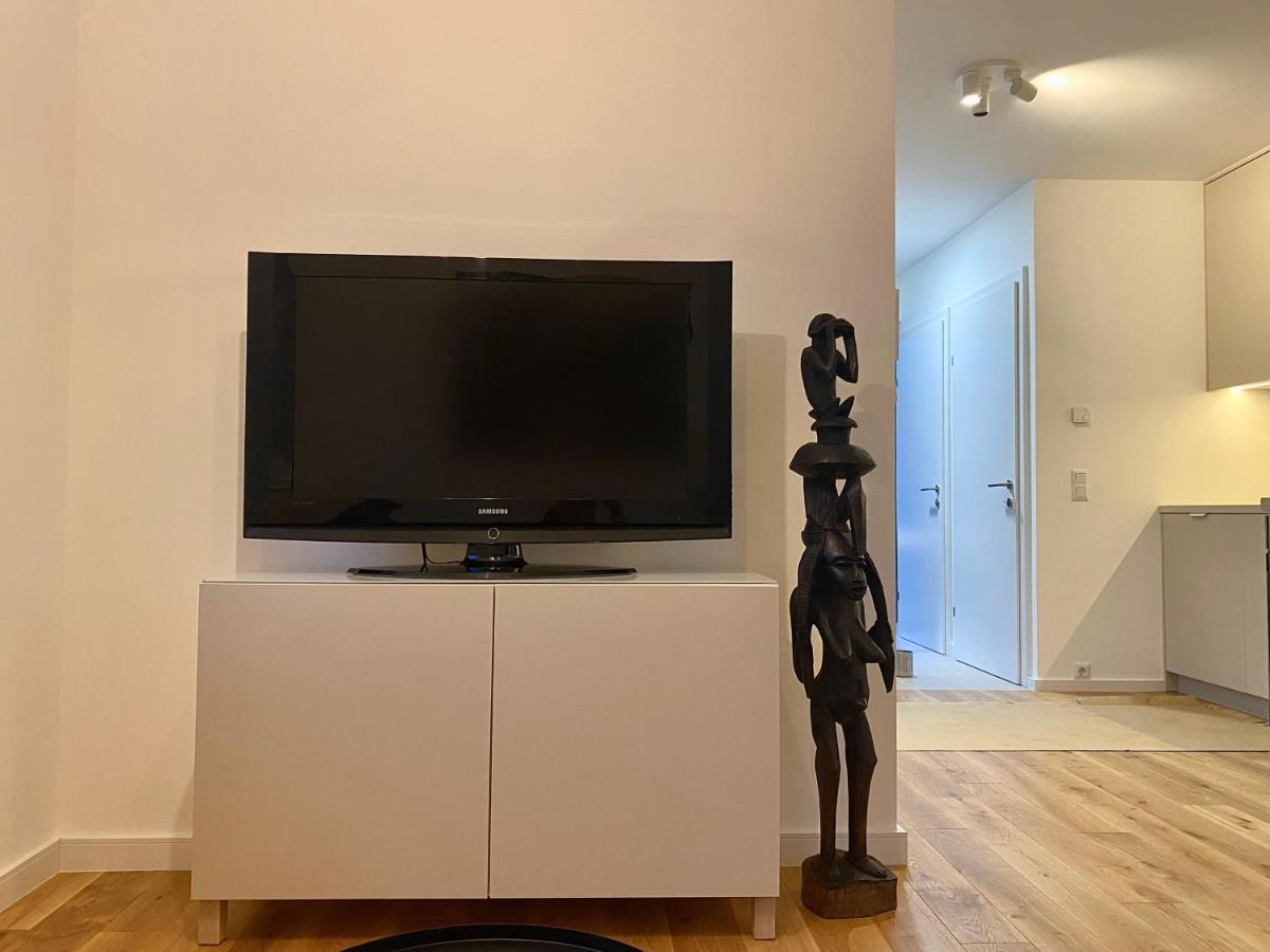 Modern Studio Gardenia_Gartenwohnung Alte Donau ウィーン エクステリア 写真